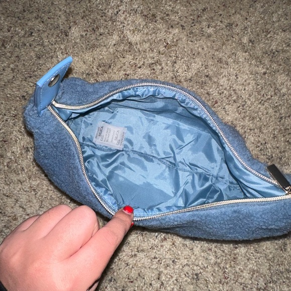 Blue purse wallet bag cosmetic soft fuzzy - Picture 2 of 2
